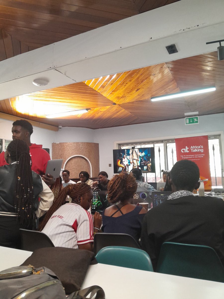 mulera_123's tweet photo. Playlist imewezaa, helping code better I guess😅
@ATWomenInTech 
@africastalking 
#WomenInTech #WeloveNerds
#BuildWithAT https://t.co/O1TS1gv8tL