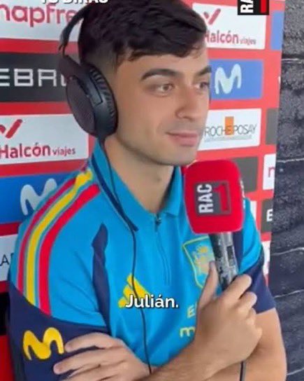 BiggestMohhh's tweet photo. 🚨🎙️ Pedri on giving his jersey to a young fan after the game:

🎙️ Reporter: “Great game, Pedri. But we saw you giving your shirt to a boy. You must be related or something?”

🗣️ Pedri: “No, we’re not related. It’s just that I was once in his position. I understand how much something like that can mean to a child.

“I remember being very small and going with my dad to watch Spain. I really wanted Iniesta’s jersey. I was shouting his name, but he didn’t hear me. He was so close, yet the noise of the stadium was too loud. I remember crying because I was so sad.

“So when that boy came asking for my shirt and security brought him to me, my mind went straight back to that moment. I was his age once, and I just wanted to make him smile.”