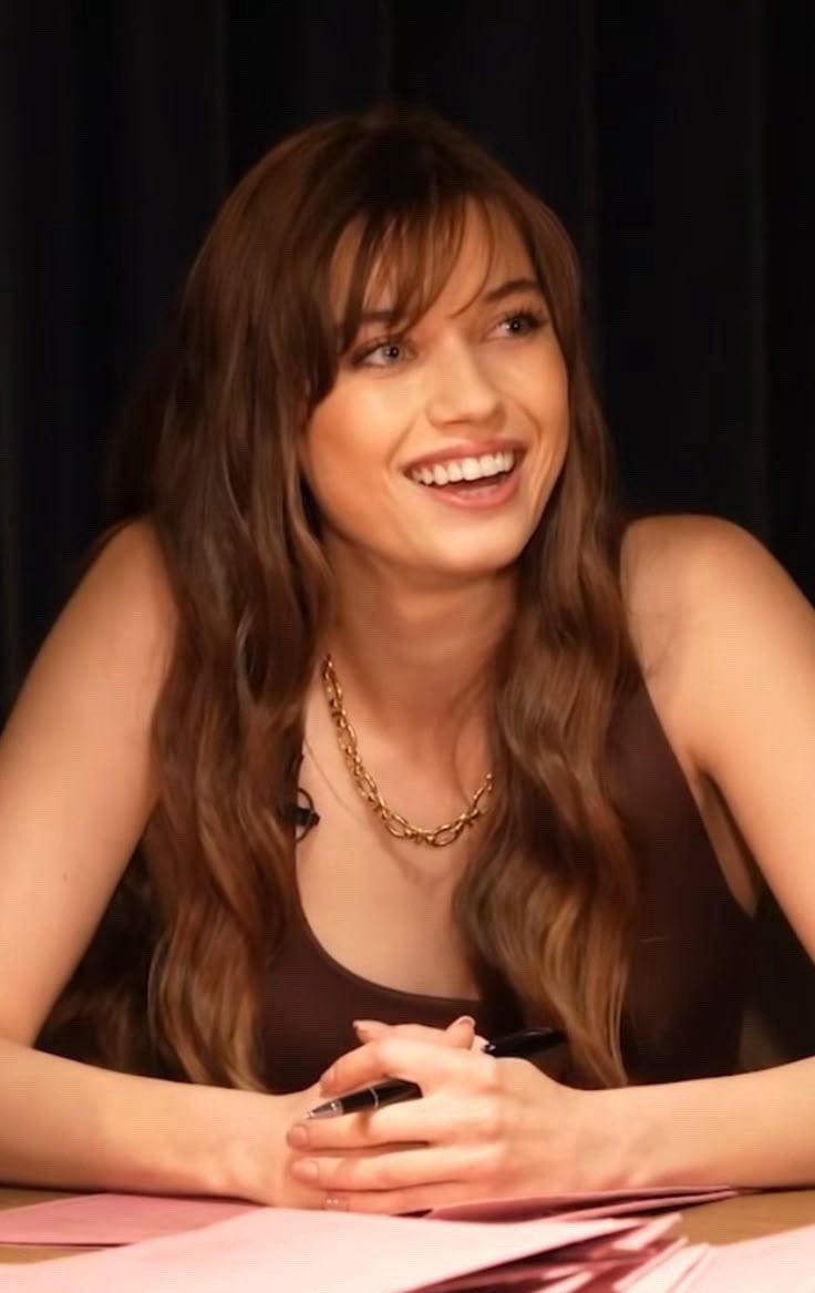 RehabTamer38609's tweet photo. I love you, and I’ll always support you. My love for you will never fade, not even for a moment. You’re a queen. 👑❤️. https://t.co/wV4Yh00LSA