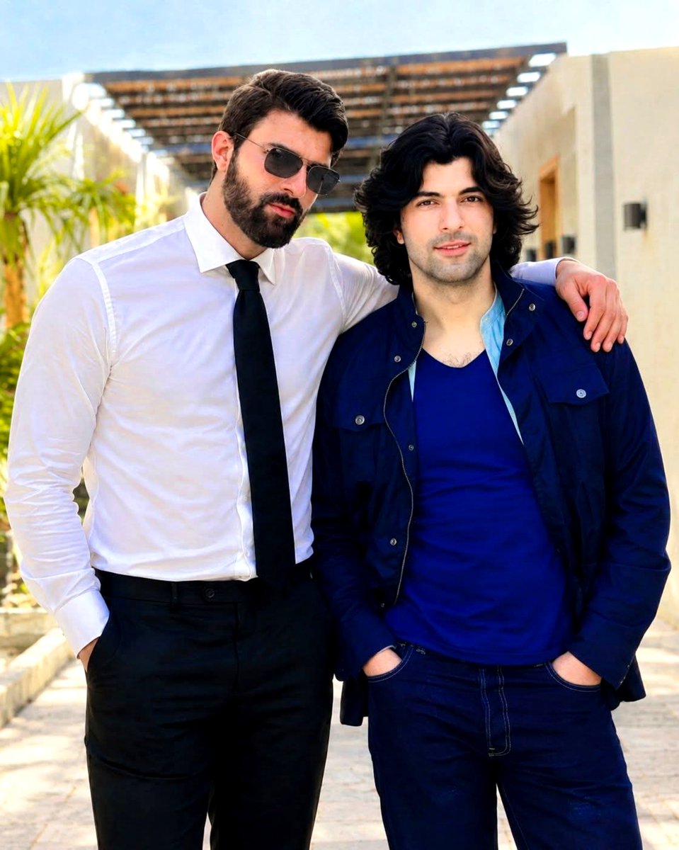 akypicc's tweet photo. Time may change our features, but our identity remains a timeless echo of the past, meeting the present with the same soul. 🩵✨ #EnginAkyürek https://t.co/0iuiMVmQNi