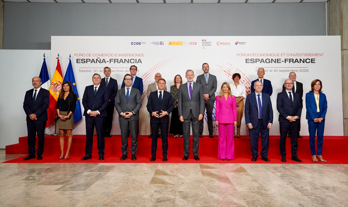 CEOE_ES's tweet photo. 🇪🇸🇫🇷 El presidente de CEOE, @agaramendil, ha participado en el Foro de Comercio e Inversiones España-Francia, con motivo de la visita del presidente de Francia, @EmmanuelMacron 

Un encuentro para reforzar la cooperación, impulsar nuevas alianzas y avanzar en la #competitividad https://t.co/XTu2AugTMP