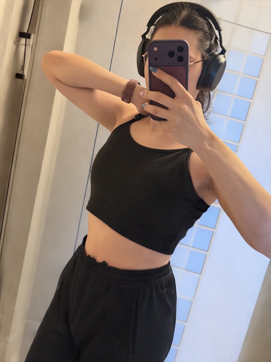 tr_ailer's tweet photo. Sports fit #Femboy #Trans #Estrogen https://t.co/D2UPF8u88o