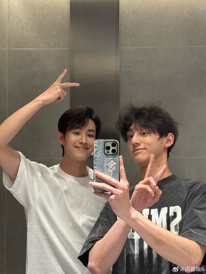 UnseenJiarui's tweet photo. plis demi wo @UnseenWeiming https://t.co/JbHtVrTOxL