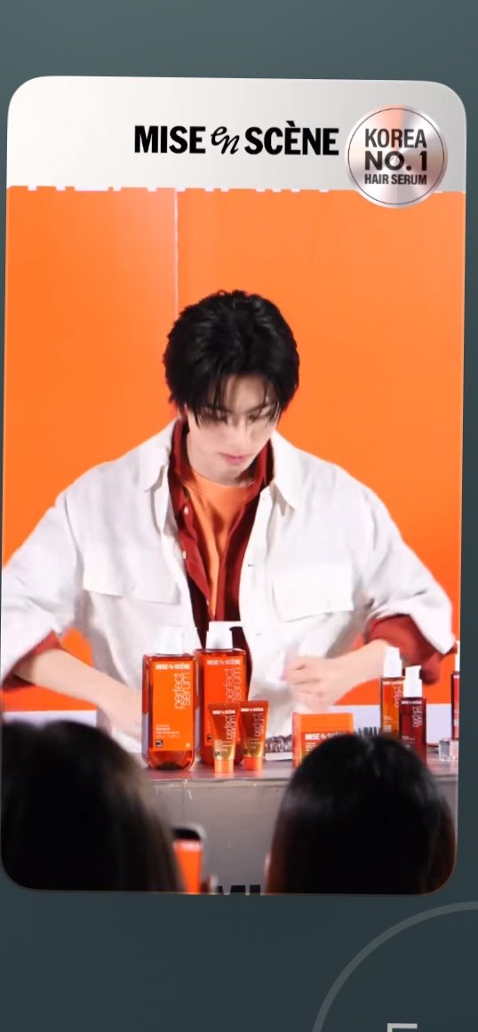 purple_cat247's tweet photo. จะเป็นพี่สาวผมสวยเหมือนอ้วงแล้วนะค้าบบ🧡

 MISE EN SCENE AA HAIR MARK
#MISEenSCENEXAA
#AAashirakorn https://t.co/9Gepy9bsxG