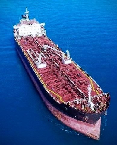 thisisnotanews's tweet photo. JUST IN: 3 tankers have been struck in the Strait of Hormuz. https://t.co/QeZZ5v1mR5