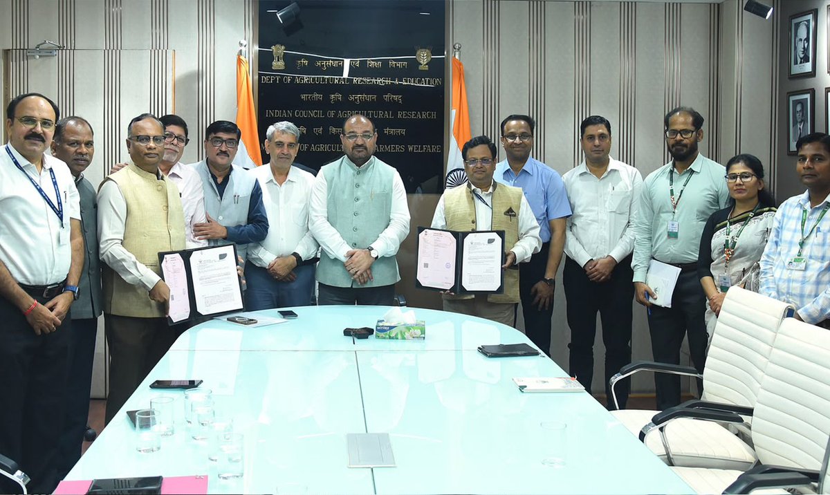 icarindia's tweet photo. ICAR &amp; FCI signed an MoU to research alternate fumigation technologies for safe, sustainable foodgrain storage. ICAR-CIPHET will field-validate technologies at FCI sites in Punjab. @ChouhanShivraj  @mpbhagirathbjp  @RNK_Thakur  @AgriGoI  @PIB_India  @mygovindia https://t.co/mEDY9Z7NWE