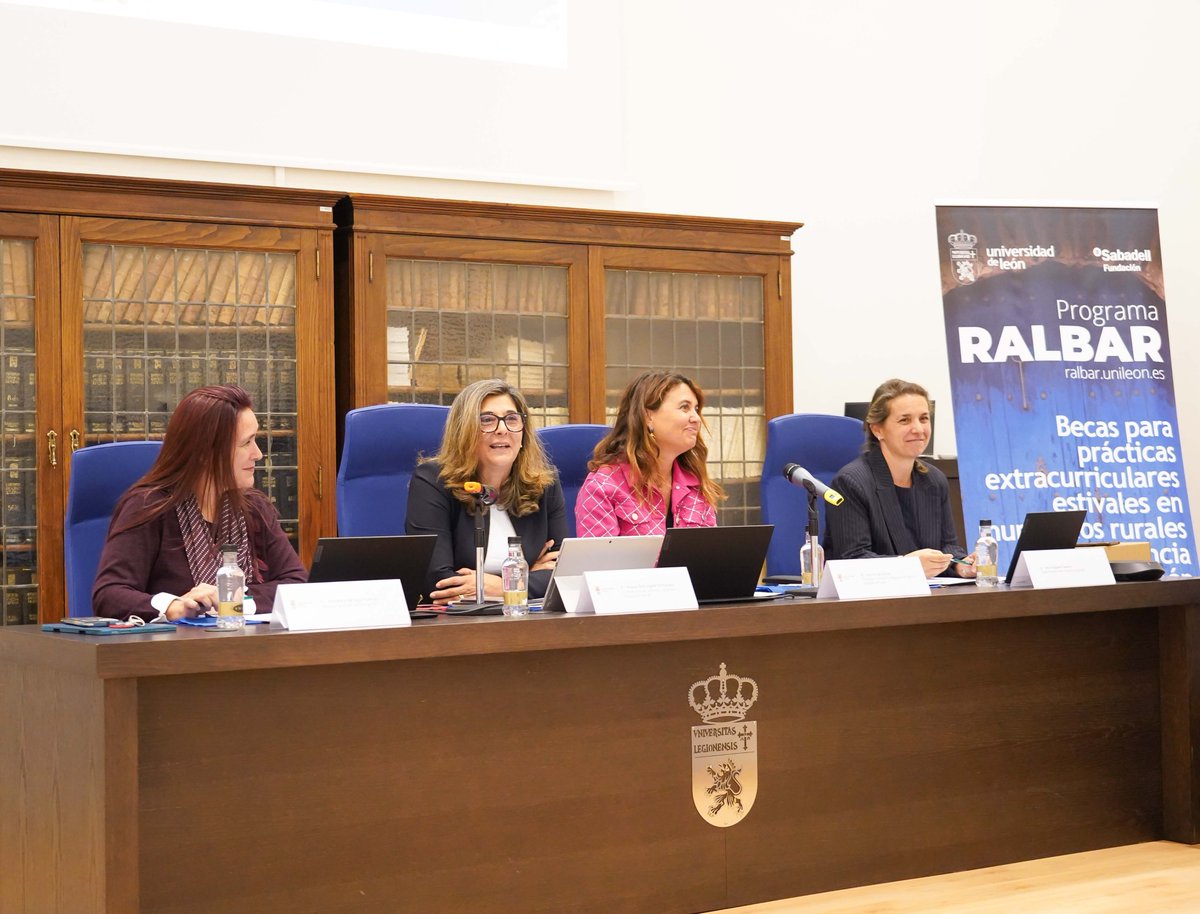 unileon's tweet photo. La ULE y @FBSabadell han clausurado la 6ª ed. de RALBAR, programa que este verano ha llevado a 13 estudiantes a distintos municipios de León para desarrollar proyectos vinculados a la salud, la educación, el patrimonio, la igualdad, la sostenibilidad y el desarrollo territorial. https://t.co/tu888Z5aWT