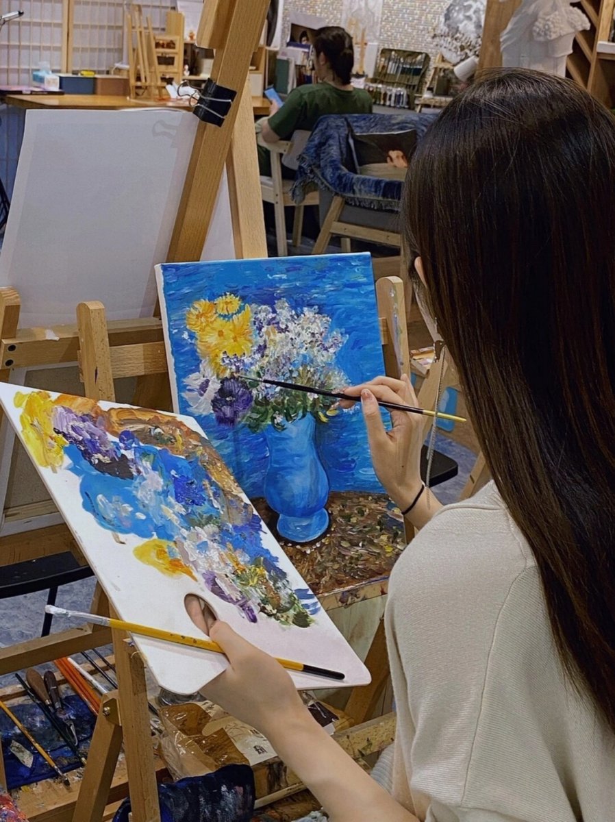 Wallisbs8et's tweet photo. Sumérgete en una tarde de pintura intuitiva, conecta con tu creatividad y llévate tu obra única a casa. Las plazas son limitadas! ， https://t.co/dgvI8TO8uC