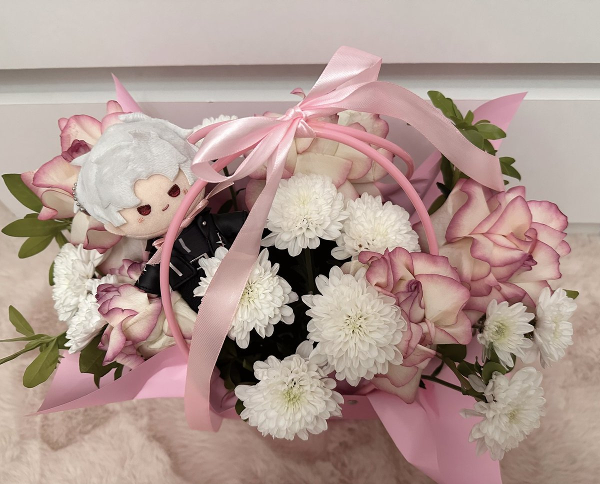 danaeryya's tweet photo. pinklus🎀 https://t.co/2ZZrncWVCx