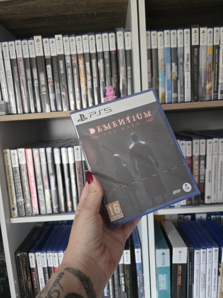 Noelie_Sykes's tweet photo. Réception du jour 

Dementium the Ward, 
Survival horror qui nous plonge dans un hôpital sombre et rempli de créatures 🕯 

J'avais hâte de le recevoir celui-là 🥰 https://t.co/bpmPddYK5U