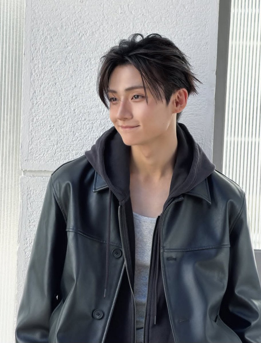 19wons's tweet photo. 260930 ald1.official update #상원 #SANGWON 

sangwon's love for PUMA https://t.co/H4yMobGlgL