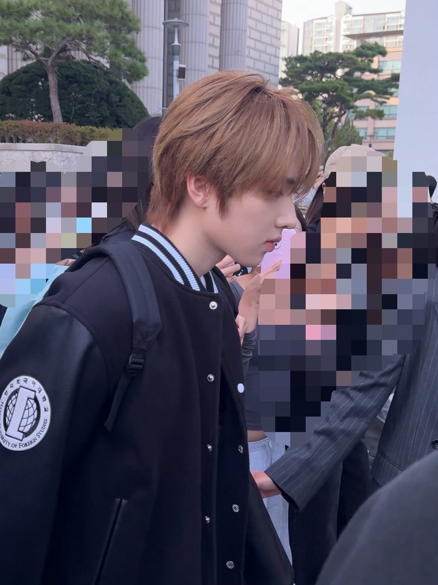 bbangkuu's tweet photo. 26학번 후지나가 사쿠야 << 이런게 왜 등장해서 소녀들을 이리 힘들게 하시나요.. https://t.co/TCt4ashiPA