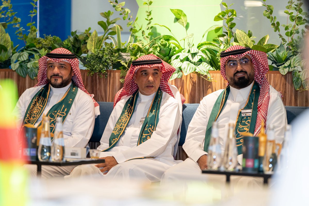 TechShopKSA's tweet photo. تغطية | افتتاح #مبدعون النسخة الخامسة

ضمن برامج #المسؤولية_الاجتماعية 
#بنك_الجزيرة لدعم الابتكار

🔹مجال (#الامن_السيبراني) 

🔹(#المدينة_المنورة)

🔹(27 سبتمبر 2026)

🔹بالتعاون (#تك_شوب و جمعية أطفال طيبة)

#خير_الجزيرة_لأهل_الجزيرة https://t.co/v8kpluxXWX