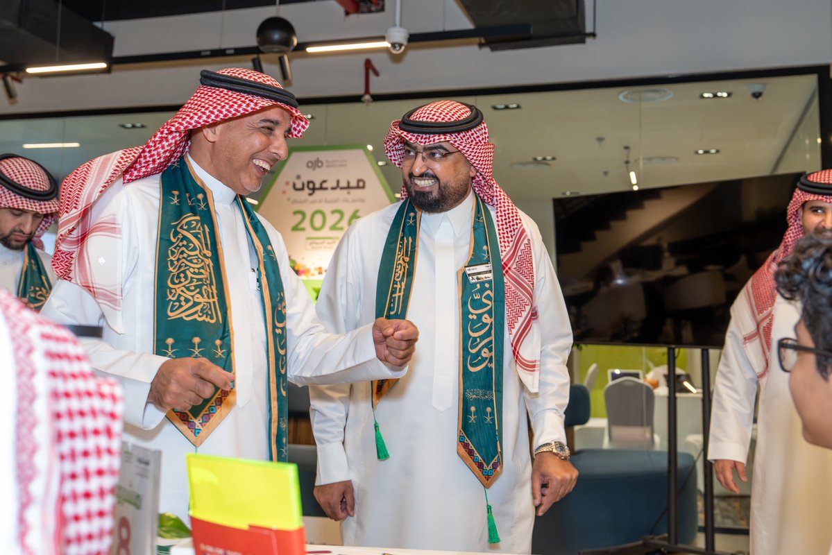 TechShopKSA's tweet photo. تغطية | افتتاح #مبدعون النسخة الخامسة

ضمن برامج #المسؤولية_الاجتماعية 
#بنك_الجزيرة لدعم الابتكار

🔹مجال (#الامن_السيبراني) 

🔹(#المدينة_المنورة)

🔹(27 سبتمبر 2026)

🔹بالتعاون (#تك_شوب و جمعية أطفال طيبة)

#خير_الجزيرة_لأهل_الجزيرة https://t.co/v8kpluxXWX