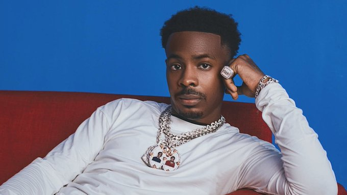 thebeat999fm's tweet photo. #TheMiddayShow with @King_abby__

NP: Shege :@YoungJonn

Listen Live - https://t.co/N5Y3l9j8E8 https://t.co/C8ihxfWMWa
