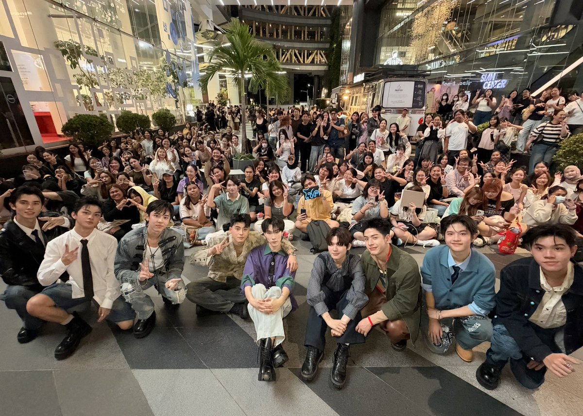 tia51_official's tweet photo. วันนี้ขอบคุณทุกคนมากๆเลยนะคะ ที่สละเวลาเดินทางมาหาน้องๆกัน ไว้มาเจอกันอีกนะคะ เดินทางกลับบ้านกันอย่างปลอดภัยน้า 💙🥺 

TIA51 24TH 9ENT PARAGON

#9Ent24th
#9ent24thxSiamParagon https://t.co/1gcTQFflFm