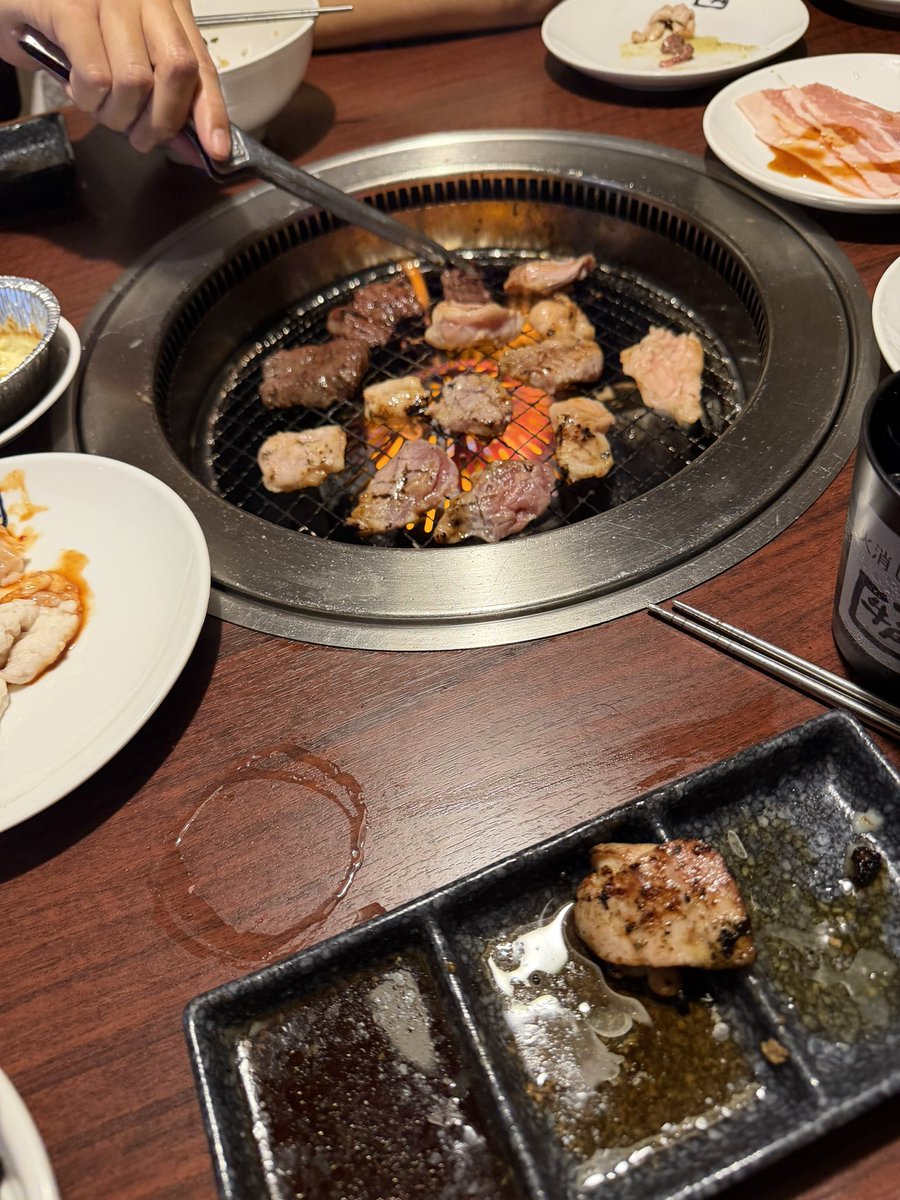 garusu_anna's tweet photo. 久しぶりに焼肉食べてきた！！お腹いっぱいまで食べて苦しい…笑
でも美味しかった〜！😋 https://t.co/ahwPB9w3kL