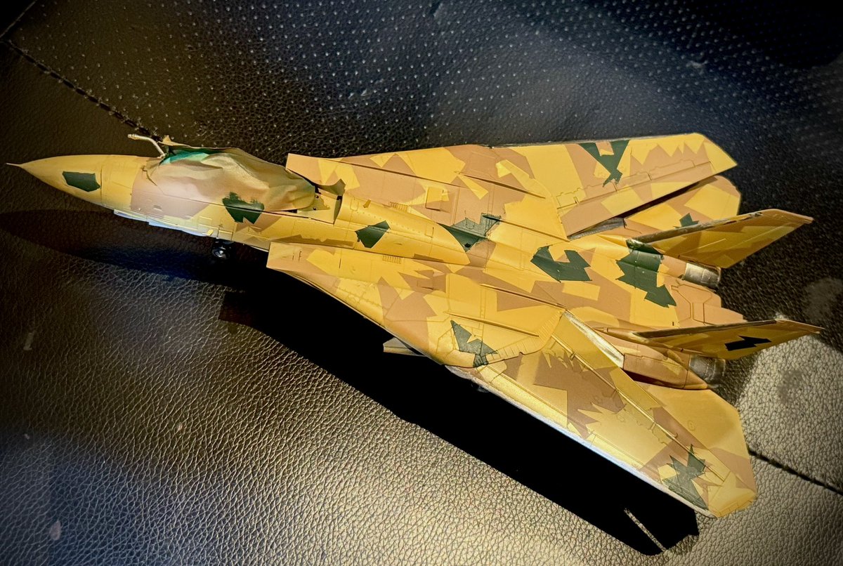lowmolld8's tweet photo. グッシャグシャの作業台から。
慣れない飛行機、上手くいかない事だらけで自分の下手さに落ち込みながら…
なんとか間に合わせたい https://t.co/MweBQgAt3o