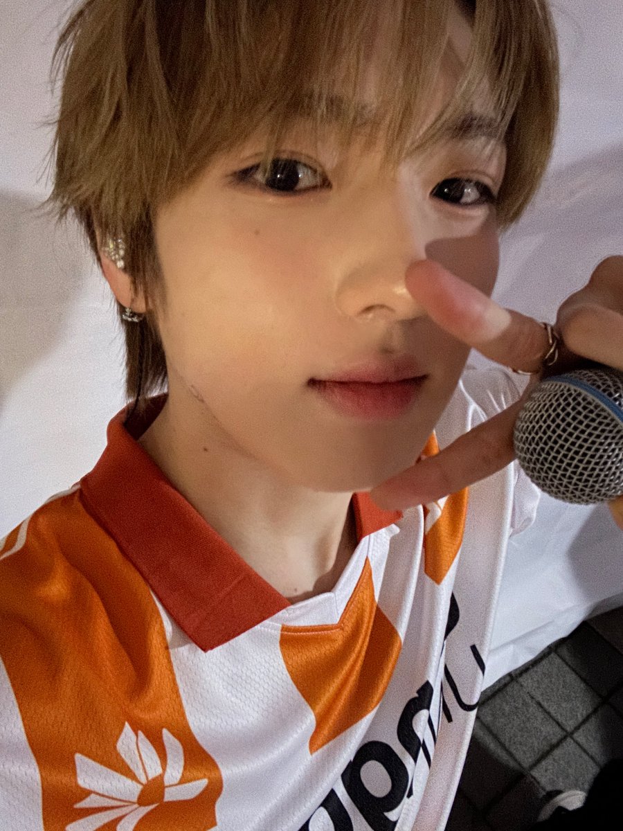 wichumedia's tweet photo. [260930] 🥐📸 21:06 KST https://t.co/RnKHsK9o3Y
