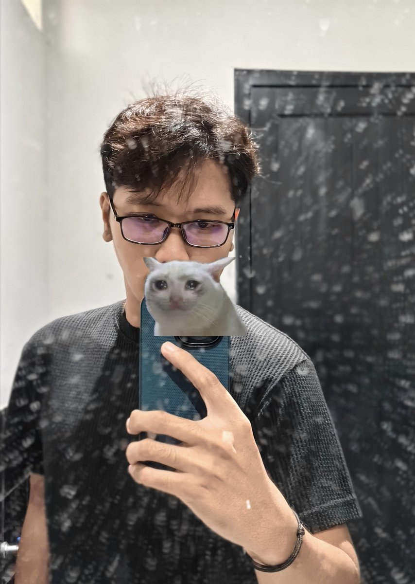 thaiteaku's tweet photo. Maaf deh kalo keliataan kaya akun mati https://t.co/RVptJiKpDg