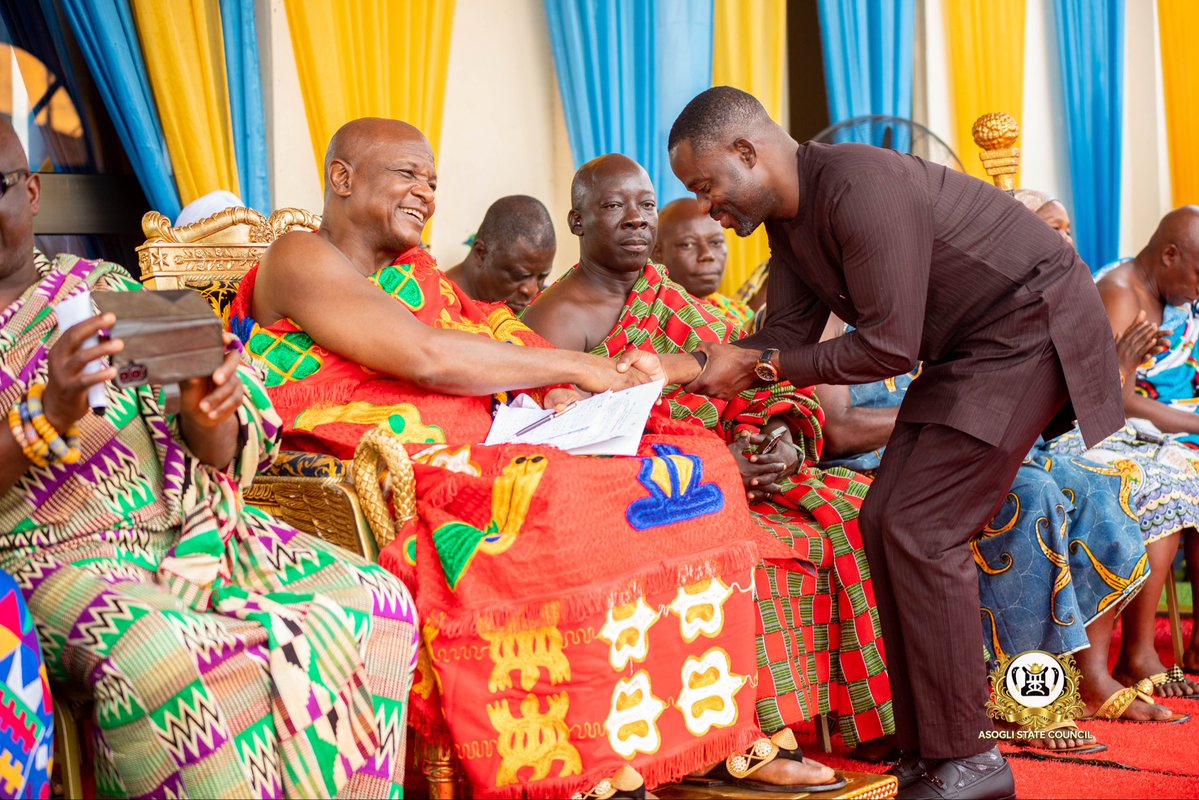 togbeafedexiv's tweet photo. ANTI-CORRUPTION DAY

HRM Togbe Afede XIV hosted and chaired the Asogli Anti-Corruption Day Forum on 29 Sep., at the Asogli Palace, as part of Asogli Te Zã 2026.

The forum brought together key institutions to promote integrity, accountability and responsible leadership. https://t.co/rmOp7CWiyv