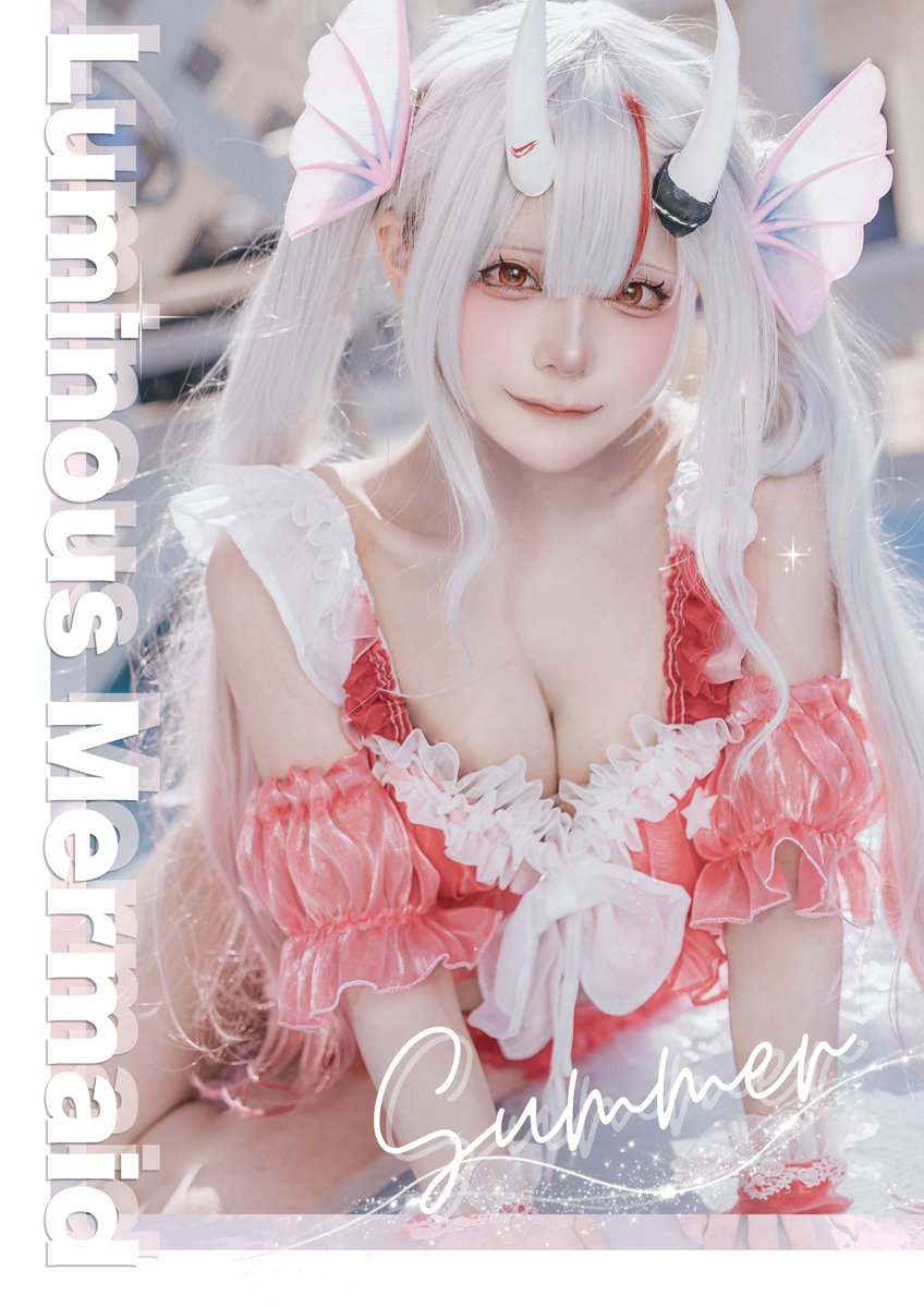 Noatan_cos's tweet photo. ホロクル新刊🫧         #ホロクル12th https://t.co/PxMoQLFyKv