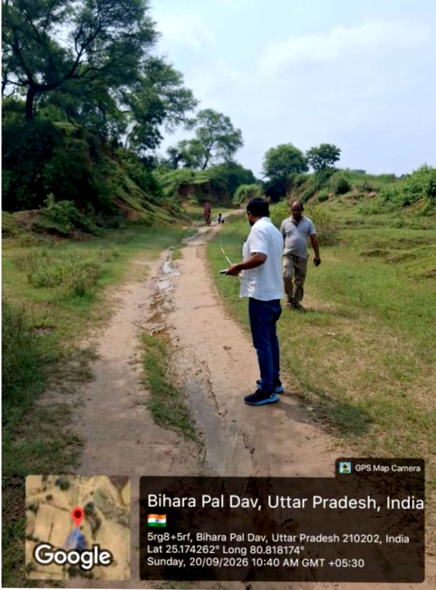 ChitrakootDm's tweet photo. जनपद में विद्यालयों तक सुगम आवागमन करने तथा ग्रामीण क्षेत्रों में आवागमन की सुविधा को बेहतर बनाने के उद्देश्य से जिला पंचायत द्वारा निम्न विकास कार्यों के प्रस्ताव स्वीकृत किए गए हैं—

🔹 ग्राम पंचायत बिहारा से मजरा बरगदपुरवा स्थित उच्च प्राथमिक विद्यालय तक 450 मीटर लंबी सीसी रोड का निर्माण कार्य ₹39.83 लाख की लागत से स्वीकृत किया गया है। कार्य शीघ्र प्रारंभ कराया जाएगा।

🔹 ग्राम पंचायत खम्हरिहा में जूनियर हाईस्कूल से प्राथमिक विद्यालय तक 400 मीटर लंबाई में अनुरक्षण कार्य का प्रस्ताव ₹11.94 लाख की लागत से स्वीकृत किया गया है।

इन कार्यों से विद्यालय आने-जाने वाले छात्र-छात्राओं सहित स्थानीय नागरिकों के आवागमन में सुविधा होगी तथा ग्रामीण क्षेत्रों में सड़क संपर्क एवं आवागमन व्यवस्था को और बेहतर बनाने में मदद मिलेगी।

#Chitrakoot #DistrictPanchayat #CCRoad #RuralDevelopment #InfrastructureDevelopment #Connectivity #DevelopmentWorks #VikasKarya