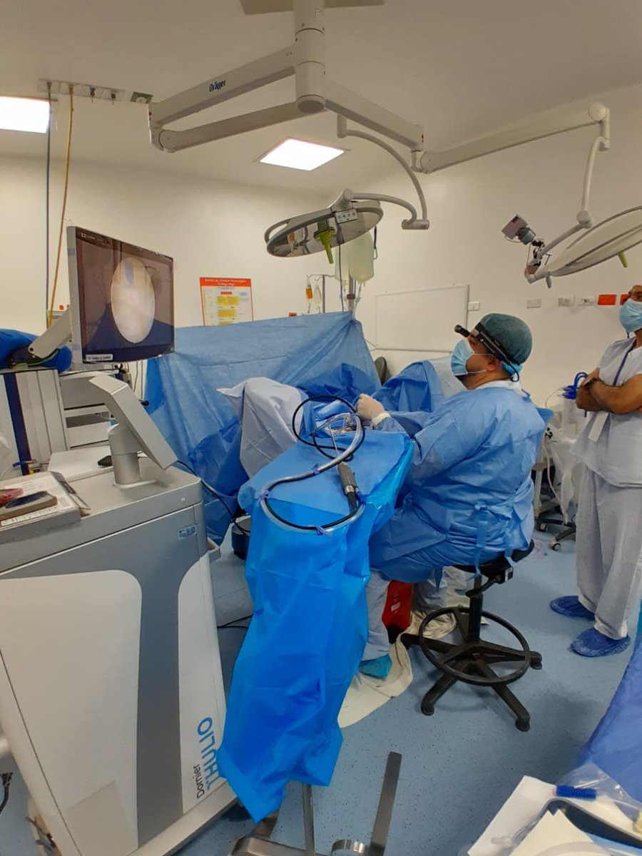 charliebrowncy's tweet photo. Este 26 septiembre tuvimos el honor de realizar el primer simposio de Colombia 🇨🇴 HoLEP Live donde tuve el
Privilegio de ser director y participar en 2 cirugías en vivo con @BostonSciLatam y @DornierMedTech y compartir con excelentes cirujanos del todo el mundo @lfredosanchez @rojuaneda @fedetirapegui