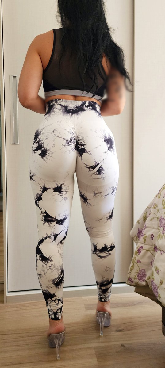 PaulinhaCasada1's tweet photo. Legging ta comendo minha raba, nao ta?
Bom dia amore!
#legging #calcalegging https://t.co/2ftAT9UjlP