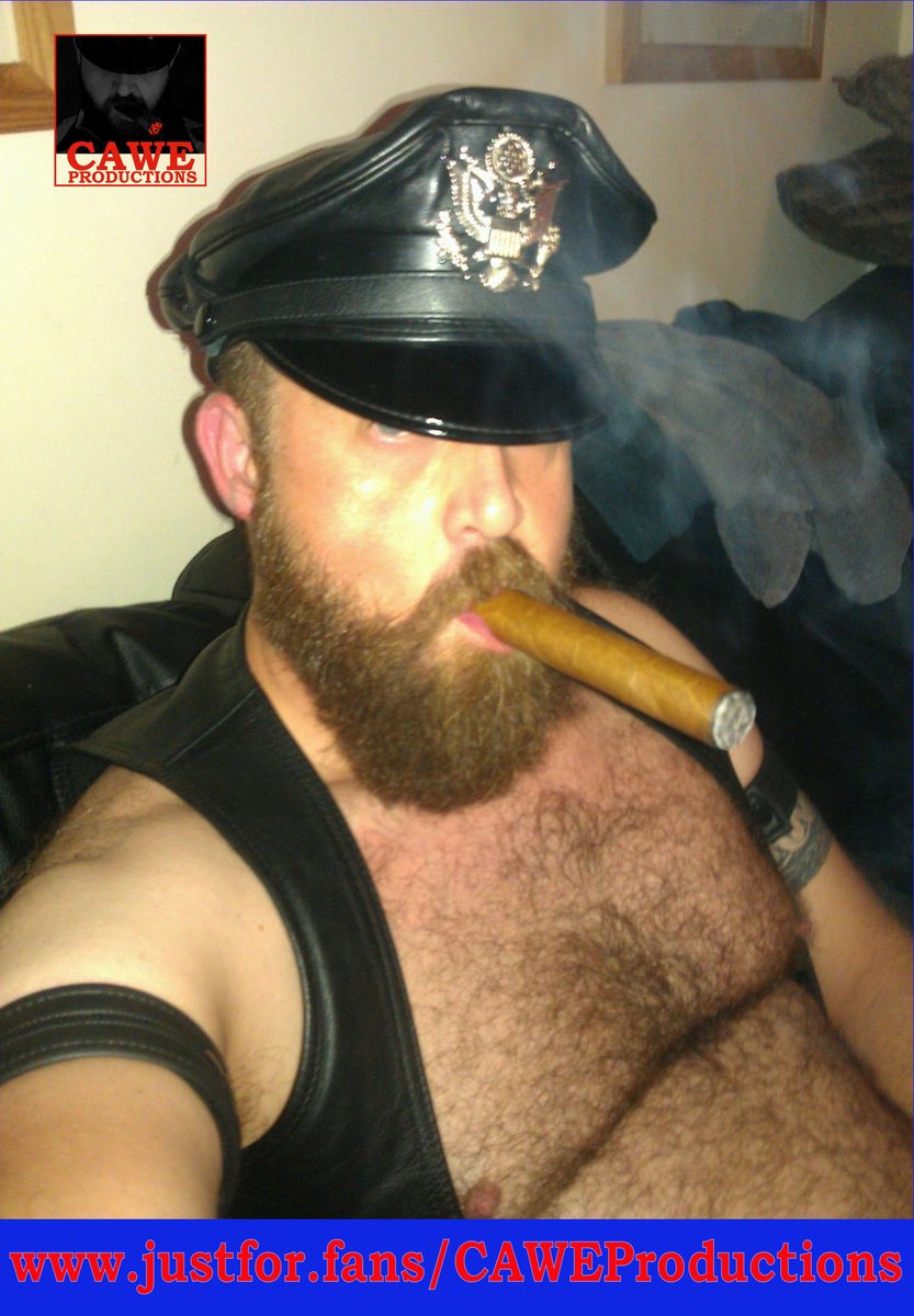 CAWEProductions's tweet photo. ๐ช Serving Muir cap energy this Friday.
Light up and lean into the leather life.
๐ https://t.co/d7wYJV0kHb
#JustForFans #CAWE #LeatherFetish #CigarPlay #Leathermen #HairyChest #CigarDaddy https://t.co/6bnEhTpmWP
