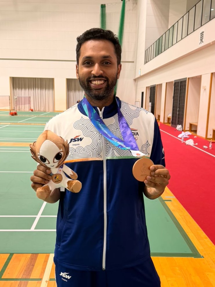ONGC_'s tweet photo. A proud moment for #ONGC as #PrideOfONGC @PRANNOYHSPRI was part of the Indian Men’s Badminton Team that secured Bronze 🥉 at the #AsianGames2026 in #AichiNagoya, Japan.
India reached the semifinals of the Men’s Team event, where it went down 1–3 to China, finishing with its second #AsianGames medal in the event.
Congratulations to H. S. Prannoy and #TeamIndia on this proud achievement!
#YouAreEnergy #EnergyNowAndNext
@PetroleumMin | @HardeepSPuri | @OfficeofHSP | @TheSureshGopi | @Secretary_MoPNG | @neerajmittalias | @Media_SAI | @KheloIndia | @YASMinistry | @mansukhmandviya