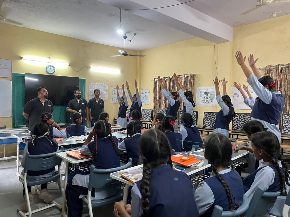 moineeorg's tweet photo. Learning beyond the classroom!
As part of the CAL Program – Indore, employees engaged and created a meaningful learning experience through interaction and engagement.
#CALProgram #EmployeeEngagement #Education #Moinee https://t.co/vhrzilRMqX
