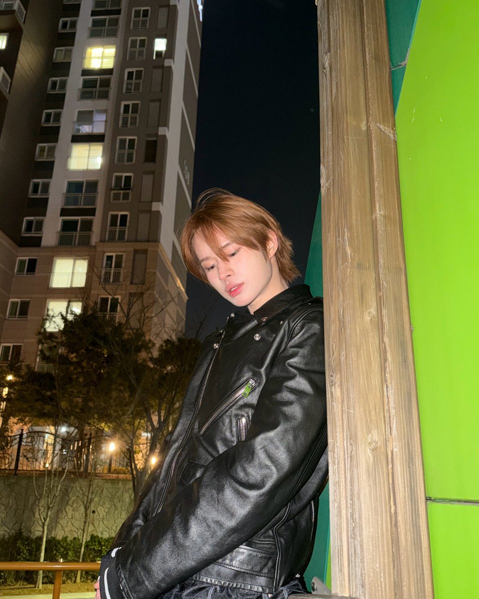 notyournoahs's tweet photo. ⠀ 

ㅤ✎「  #2GETHER47   」
⤹  💬  ；𝒇𝒓𝒐𝒎 𝗡𝗢𝗔𝗛 🐤

My last year of being a teenager starts now. Next year I'll become young adult🔥 

(@OFCTWG @NATIONFFICIAL)

⠀ https://t.co/aj7b8oW7Nu