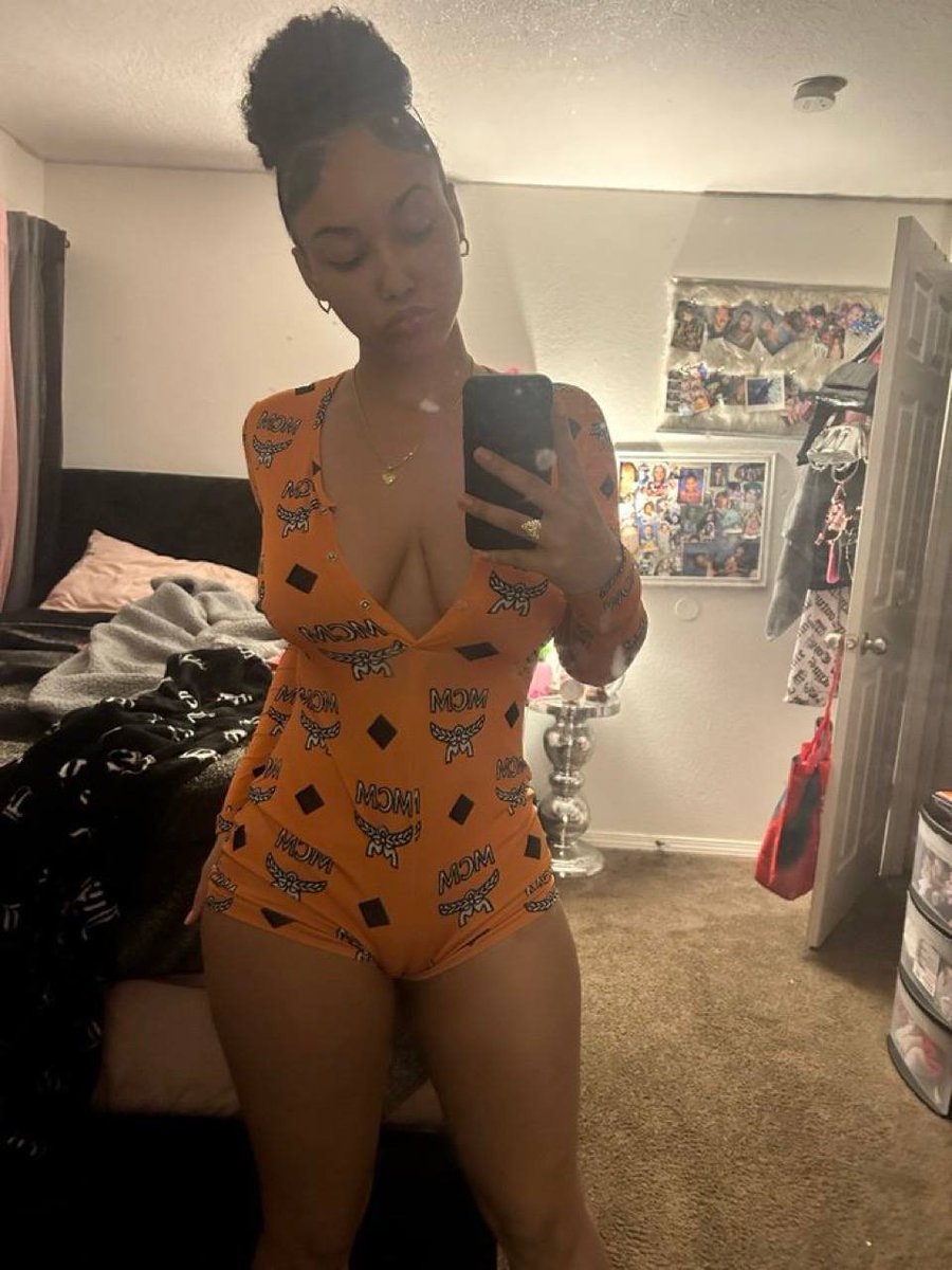 Nayispretty001's tweet photo. Good morning to y'all 

#detroitmeets #detroitfreaks #detroit https://t.co/LFRUv4hyWB