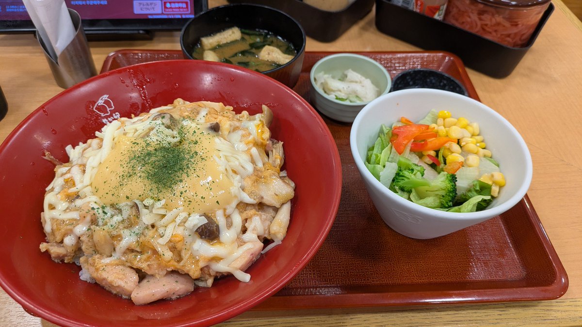 admiral_mat's tweet photo. 今日はなか卯たべた https://t.co/ifXsze1INj