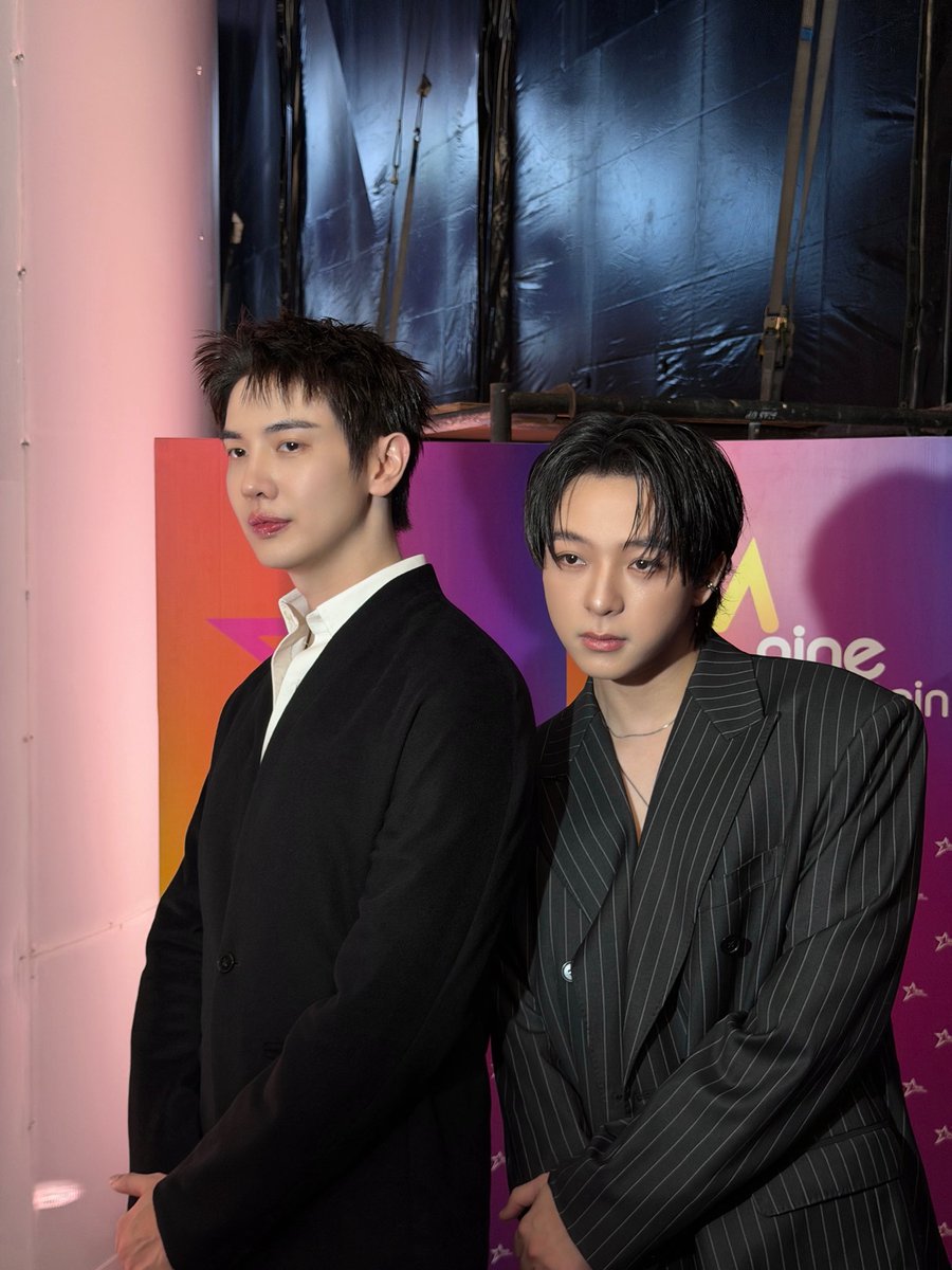 MchoiceTH's tweet photo. ขอขอบคุณ @NineEntertain ที่ให้เกียรติ ‘แม็กกี้บาส’ ได้มาร่วมงาน ‘Nineentertain 24th Anniversary Charity Concert’ ในวันนี้มาก ๆ นะคะ Happy Birthday นะค้าบบบ

และขอขอบคุณแฟน ๆ ทุกคนสำหรับวันนี้มากเลยนะครับบ ขอให้ได้รับความสุขกลับไปเต็ม ๆ เลยน้าค้าบ (*˙˘˙)♡

MAXKYBAS 24TH 9ENT PARAGON
#MXBSx9entBD24th
#9ent24thxSiamParagon #9ent24th
#maxky_rp #maxkybas
#MchoiceArtist