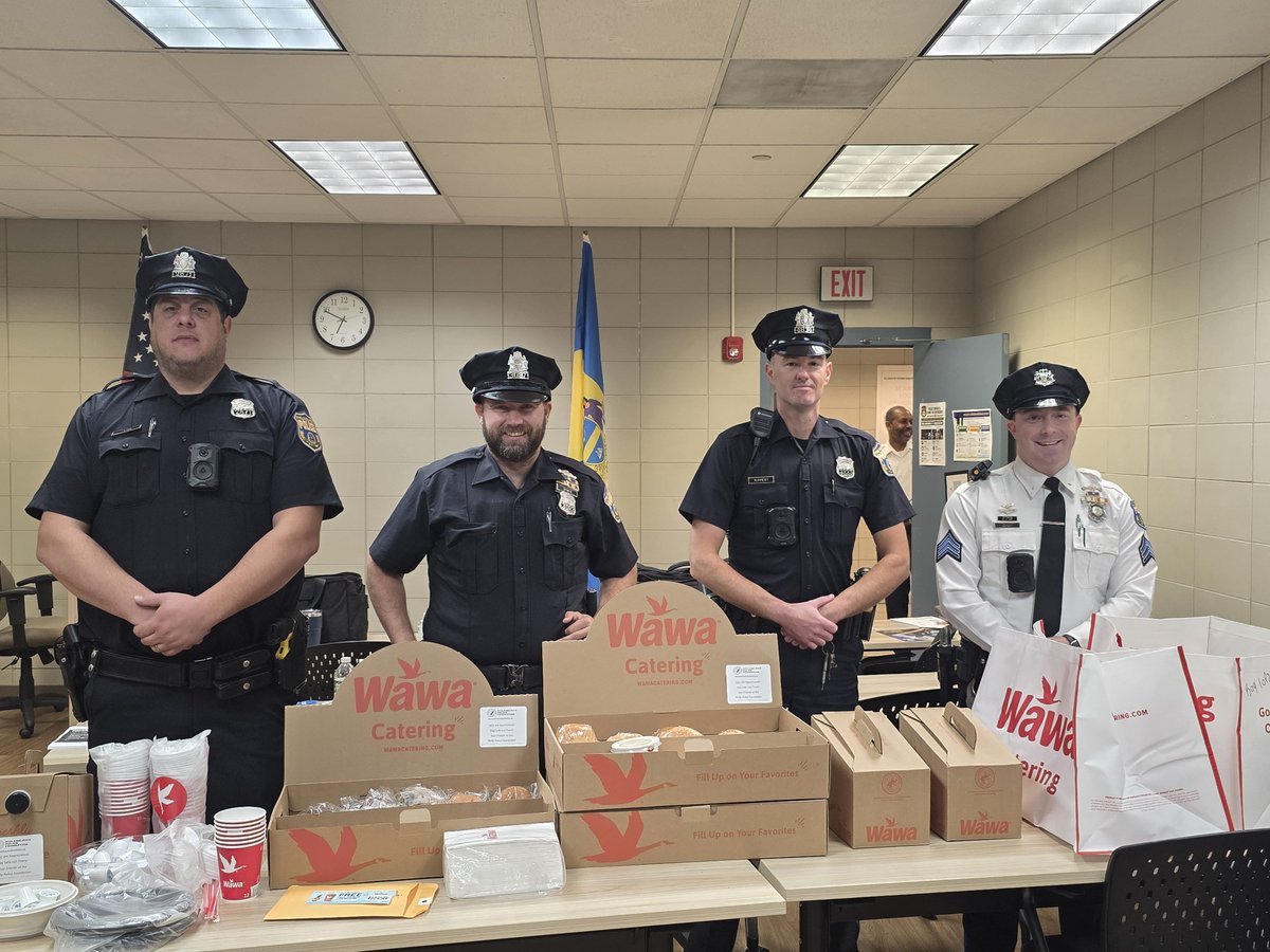 PPD01Dist's tweet photo. The 1st District would like to say thankyou to WAWA for the wonderful breakfast spread they supplied for PPD Appreciation Day. https://t.co/FWF132A4Vz
