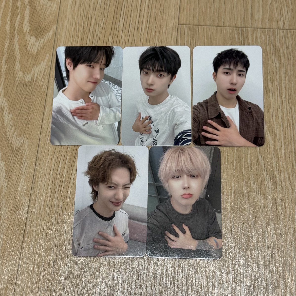 ydooo111's tweet photo. 원위 260912 사운드웨이브 대면 미공포 장당 0.7에 양도해요 옾챗주세요!

https://t.co/xvPqk3HSXh

ㅅㅊㅇ 원위 기억책 별 데모 미공포 판매 양도 용훈 강현 현구 하린 동명 키아 기욱 미공개포카 플래닛나인 보이저 미로 메이즈 관람차 이카루스 시나리오 https://t.co/crZhFyY0Qz