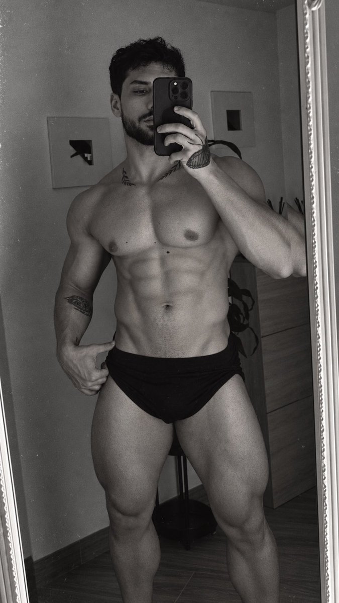 Rha_onlyone's tweet photo. Retwitt if you like boys 😈 https://t.co/N6GgmXB7Nh