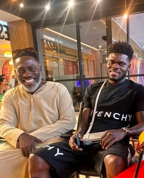 juliBa78's tweet photo. SAD NEWS! 

Ghana 🇬🇭 and Black Stars midfielder Thomas Partey has been hit by a personal tragedy following the death of his father, Jacob Teye Partey. https://t.co/w51lD7Trmx