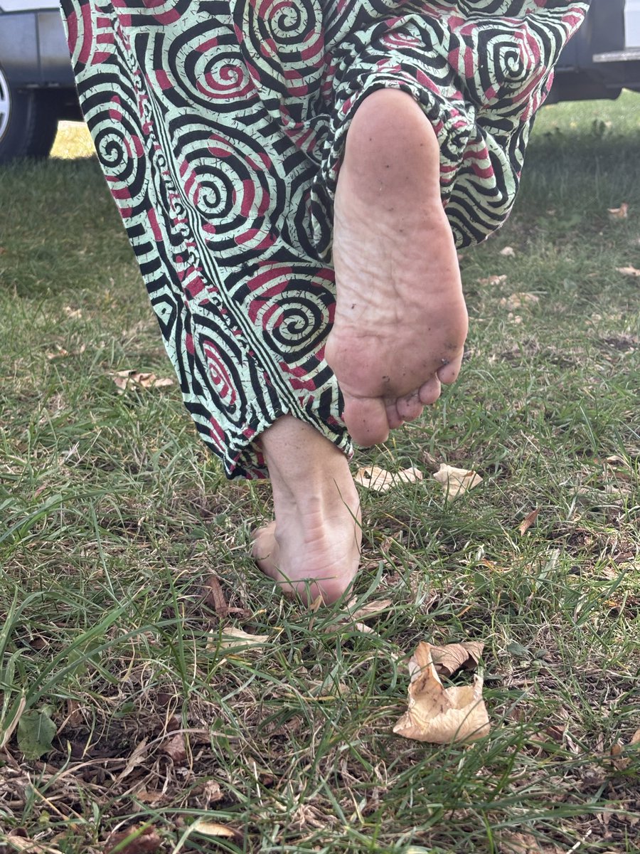 SummersFuss's tweet photo. @Casualfeet1 https://t.co/5ThLhc7mXT