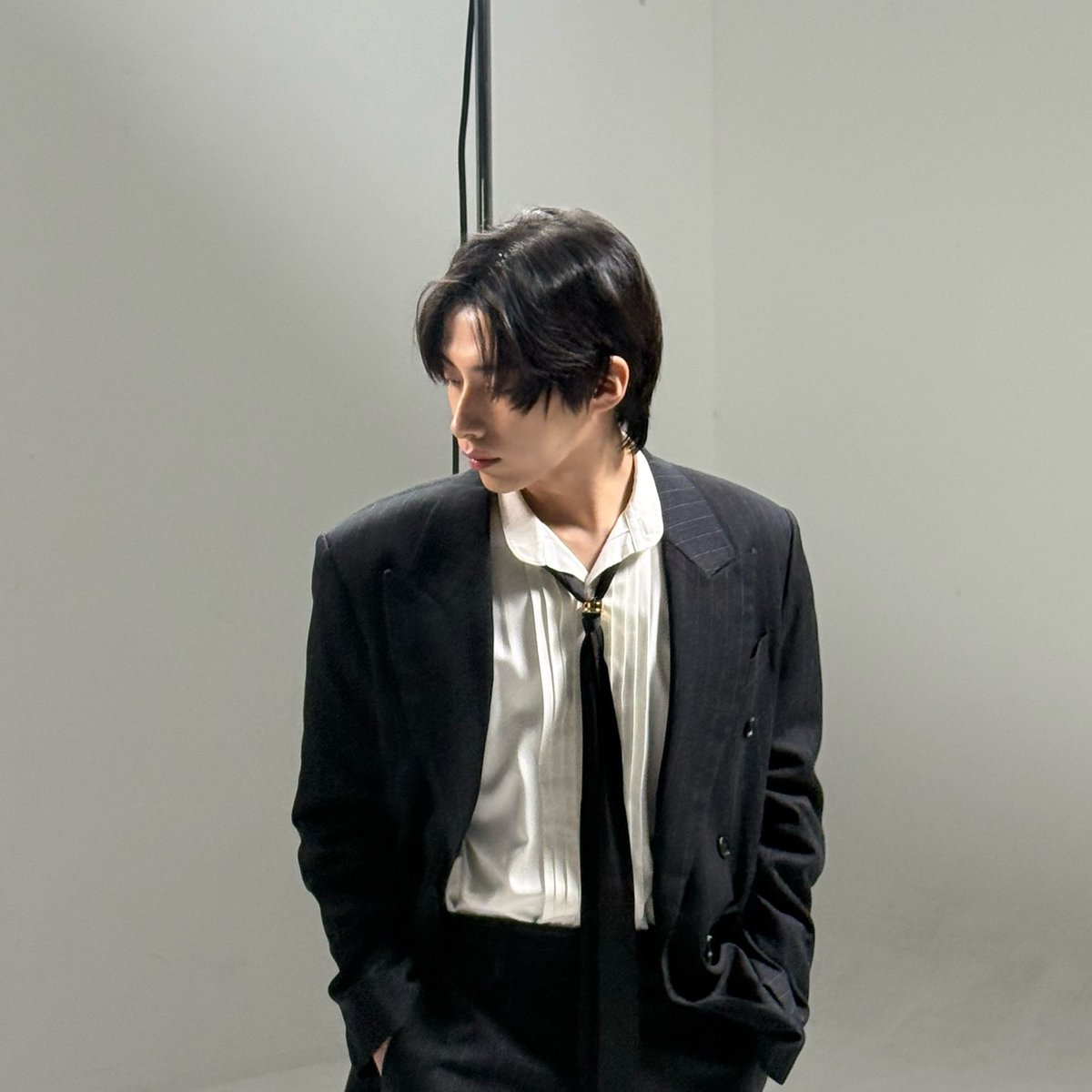 oldmoon_us's tweet photo. 260930 #시온 인🌟

The star🖤

#원어스 #손동주 #XION https://t.co/othiPmqyig