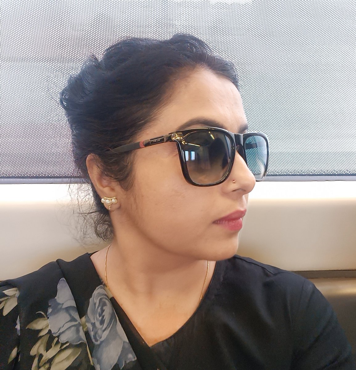mreenasingh's tweet photo. Be Yourself 🌸

#women https://t.co/CyLLXM6OAU