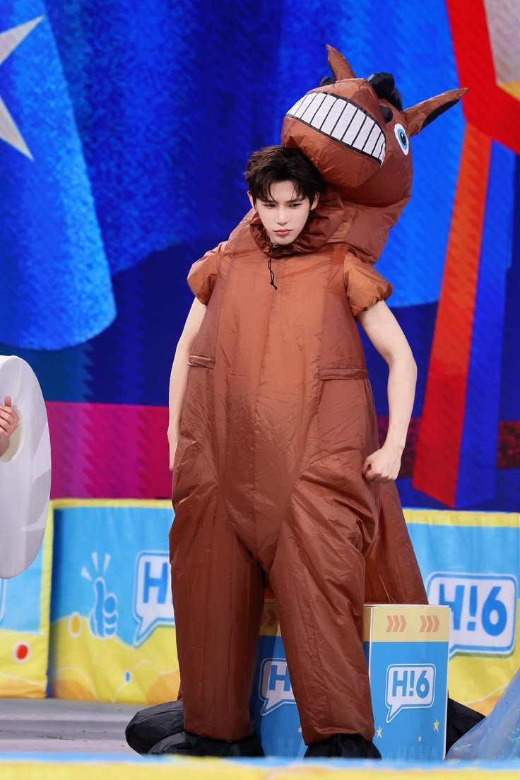 UnseenAnyu's tweet photo. Ajieeeeeeeeeeee! ☹️ https://t.co/LS66UU0Eh3