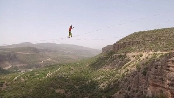 Birtutamhalil's tweet photo. Manitayı 1 saat olsun görmek icin cekecegimiz zorluklar https://t.co/HXxKs7LSuL