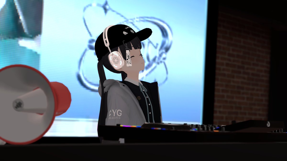 Lemmon__san's tweet photo. #KujiAvatarMidnightClub
9/29のお写真です！ 
10月間近で夜風が冷え込んできましたね
ですがそんな寒さを忘れるほどの盛り上がりで、KAMCは今日も素敵な夜となりました🌙

 ※こちらの写真は第2インスタンス中心となります 
※お写真リプに続きます 
※ショーアバター忘れてる人ごめんなさい https://t.co/vkZyf9mnke