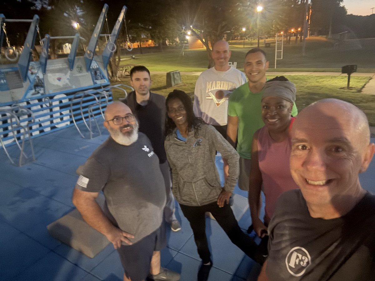 StevenRCole's tweet photo. Seven this morning including Radar, one of the local @TeamRWB leaders. See you next week! @VetBridgeHome #VBHCLT #BeTheBridge @NatFitCampaign @F3Metro https://t.co/tWhyD21SYC