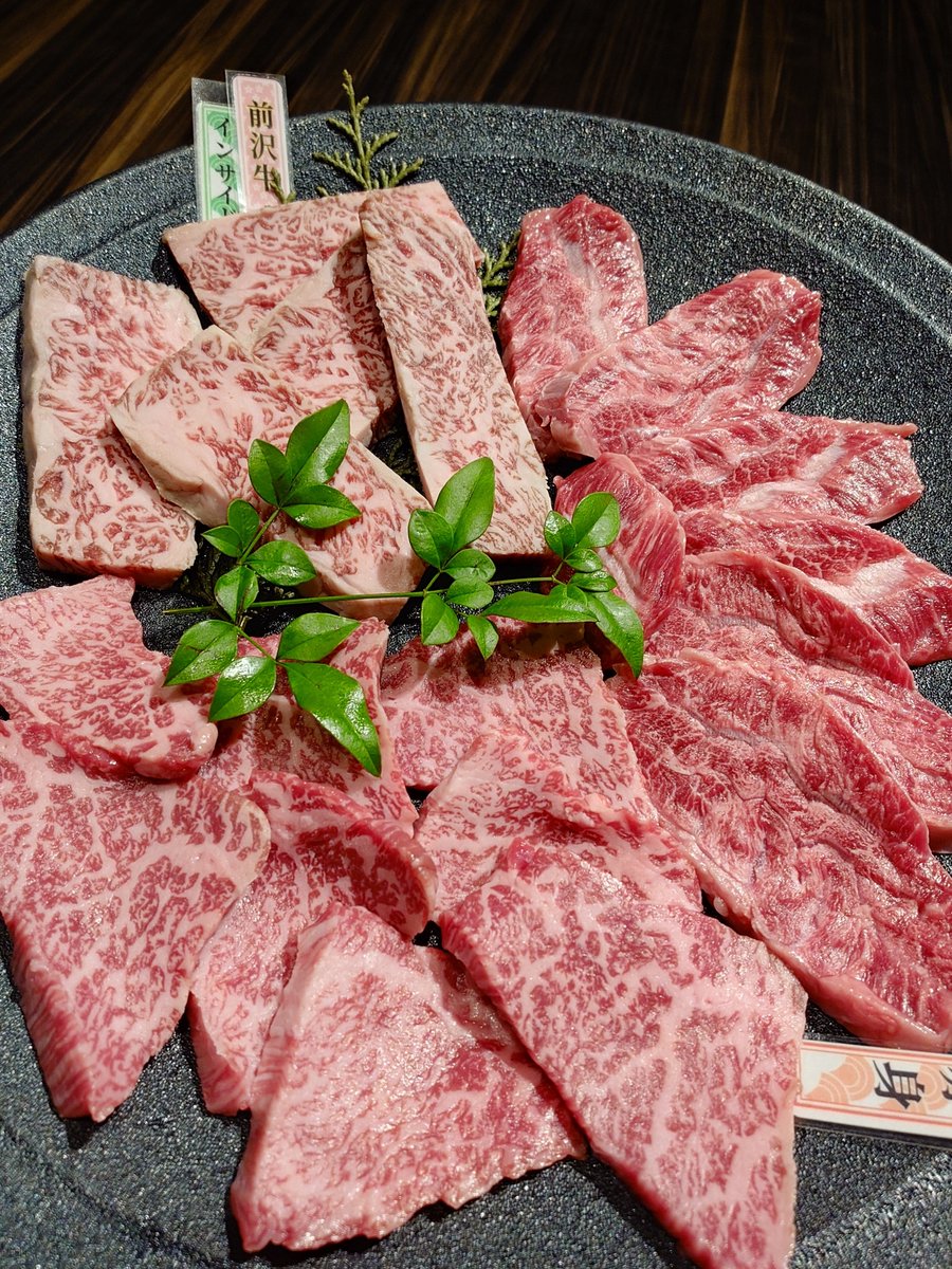 OutsideHill's tweet photo. 晩ごはんです。 https://t.co/YeSqlVS7Lr