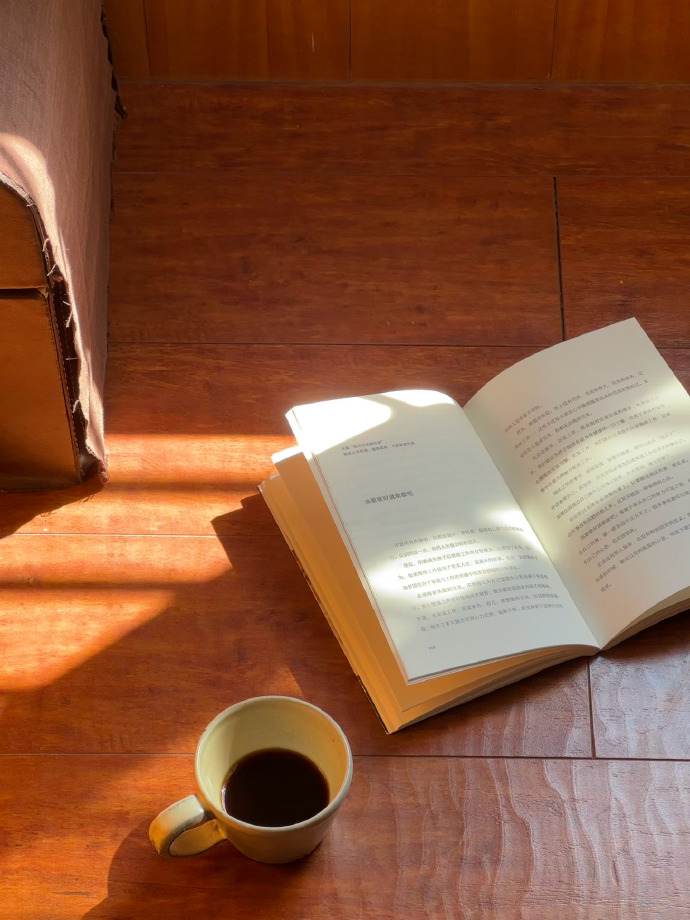 MariamLeslrs's tweet photo. La lectura me transporta a mundos infinitos y alimenta la curiosidad cada día. Un buen libro es el mejor compaero!， https://t.co/0Cgx5CjvtC