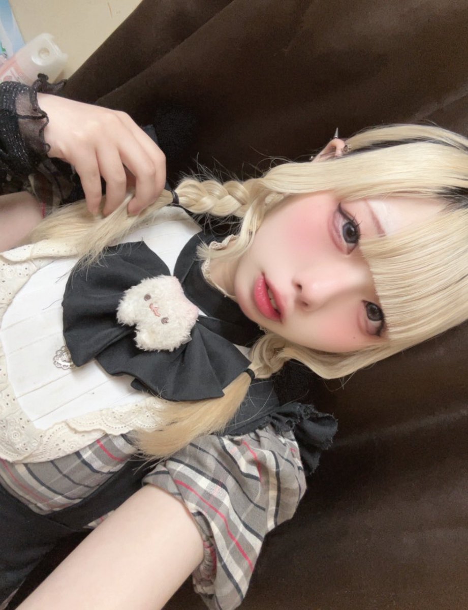 Suu_lpra's tweet photo. 21~5いてます‼️

弟の体育祭見に行ったら焼けた(T^T)

膝バカ赤いから見に来て笑 

 #京都  #会えるやさん  #自撮り界隈  #コンカフェ https://t.co/aLmSeIMLfs